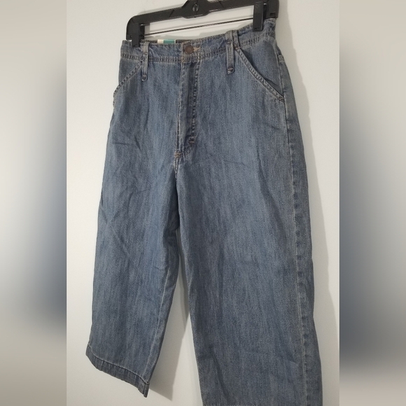 Lee Capri Jean Pants NWT. Light Stone. Size 10 Petite. Side Elastic Retail: $40. - Picture 2 of 9